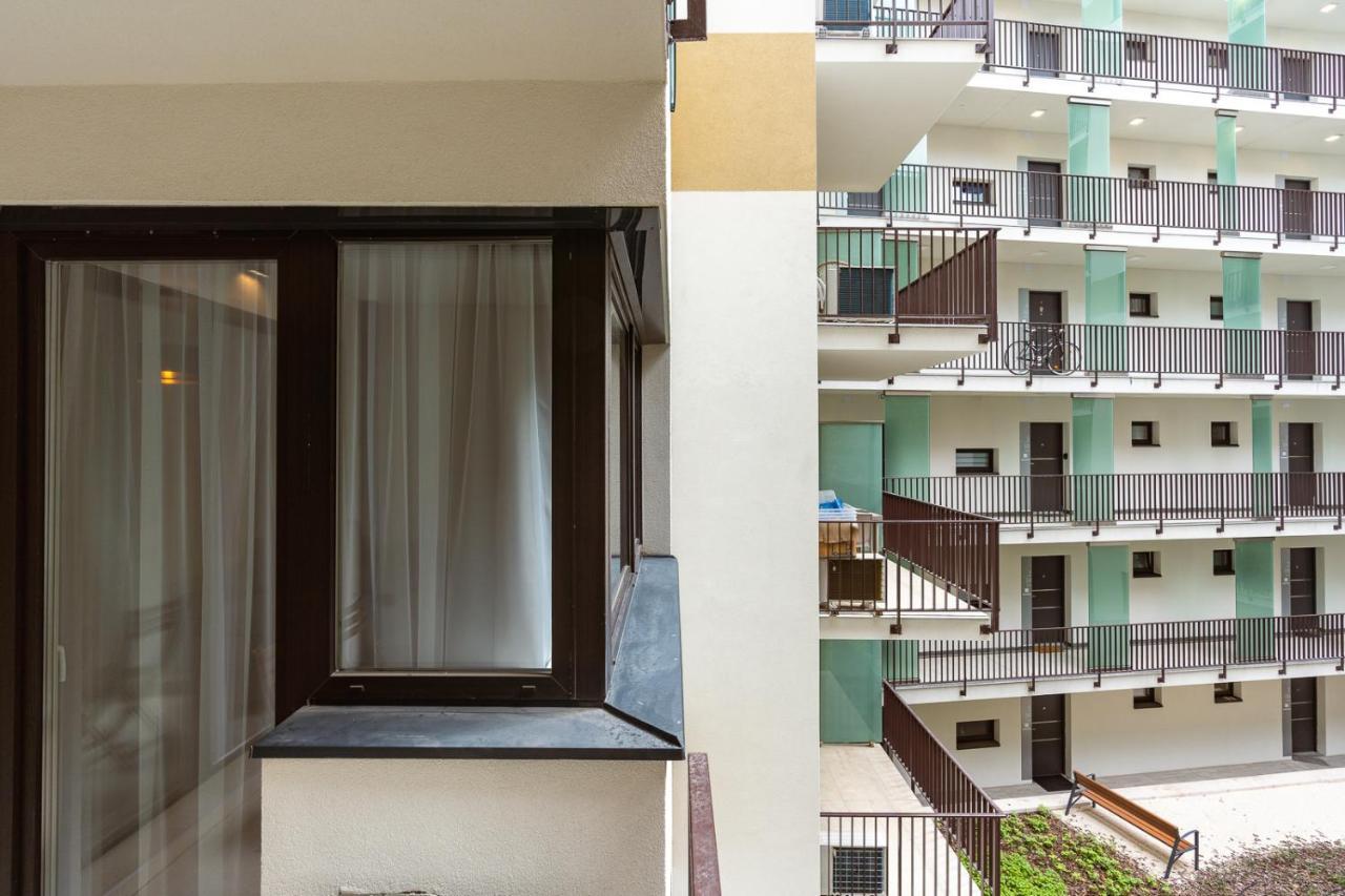 Modern & Newly Built Apartment With Private Garage Budapeşte Dış mekan fotoğraf